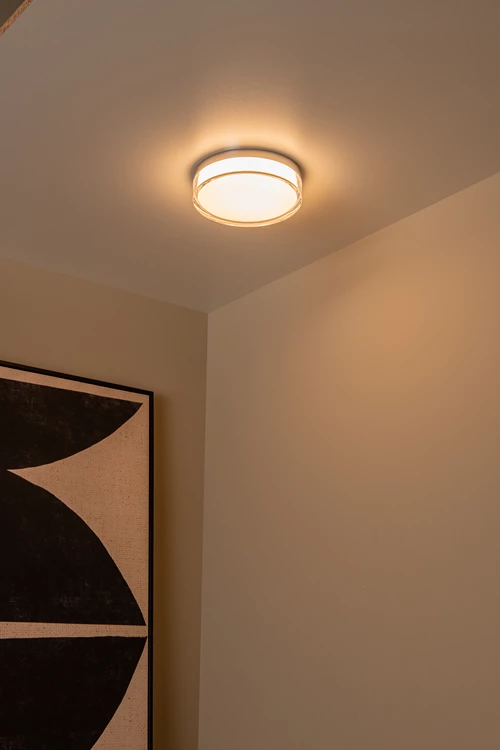 Lucide PLANO - Plafonnier Salle de bains - Ø 23 cm - LED Dim. - CCT - 1x11W 2700K/4000K - IP44 - Opalin - ambiance 1